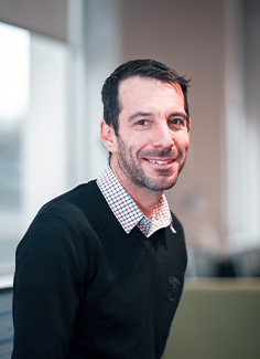 Portrait of Dr Daniel Quin